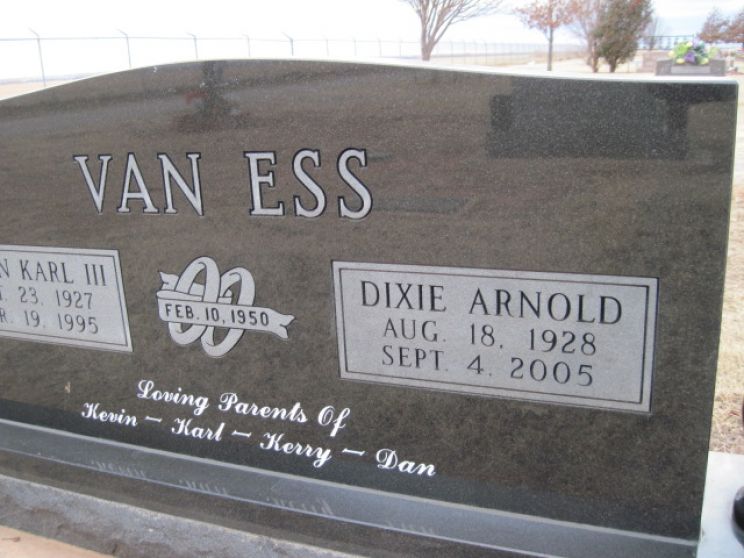 Dixie Arnold