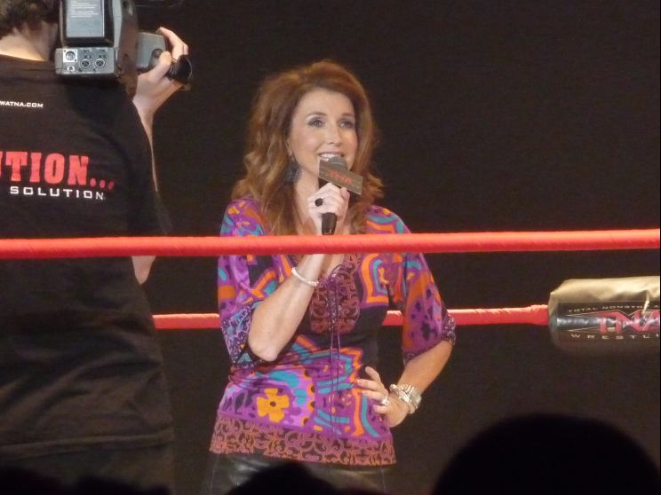 Dixie Carter