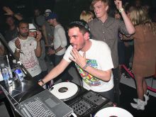 DJ AM