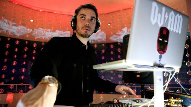 DJ AM