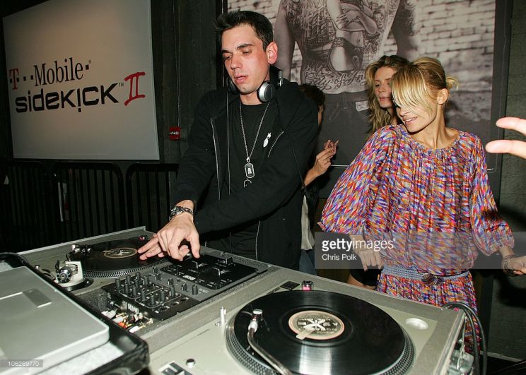 DJ AM