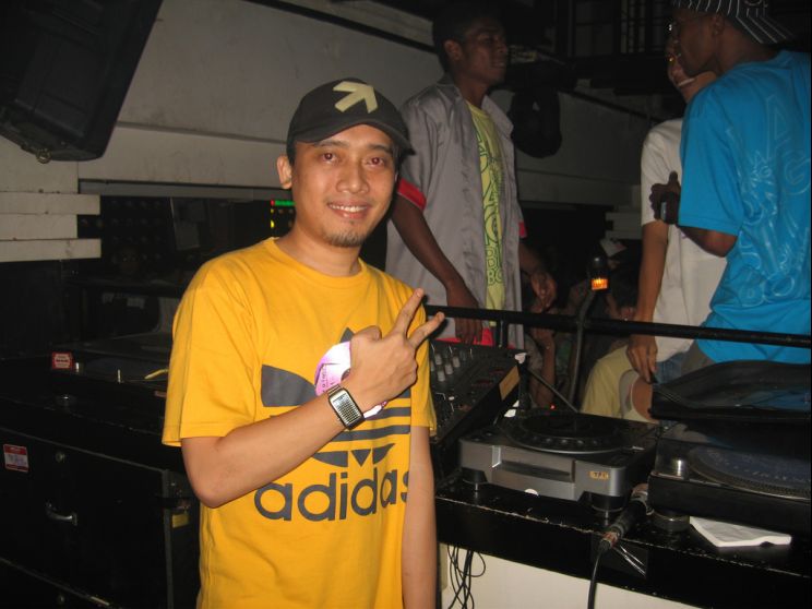 DJ Colette