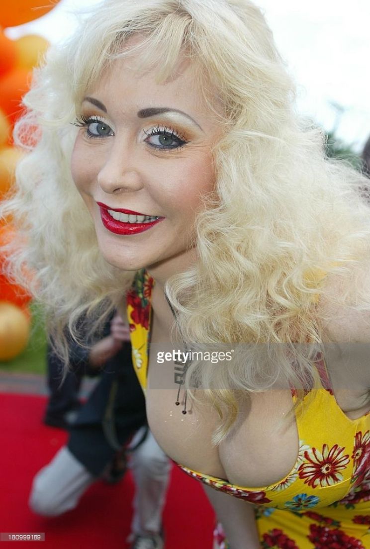 Dolly Buster