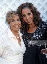 Dolores Robinson
