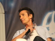 Dominic Keating