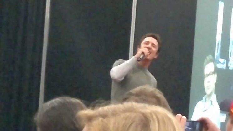 Dominic Keating