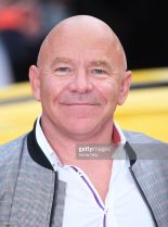 Dominic Littlewood