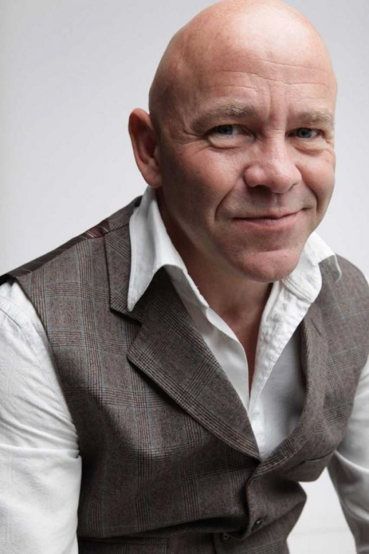 Dominic Littlewood