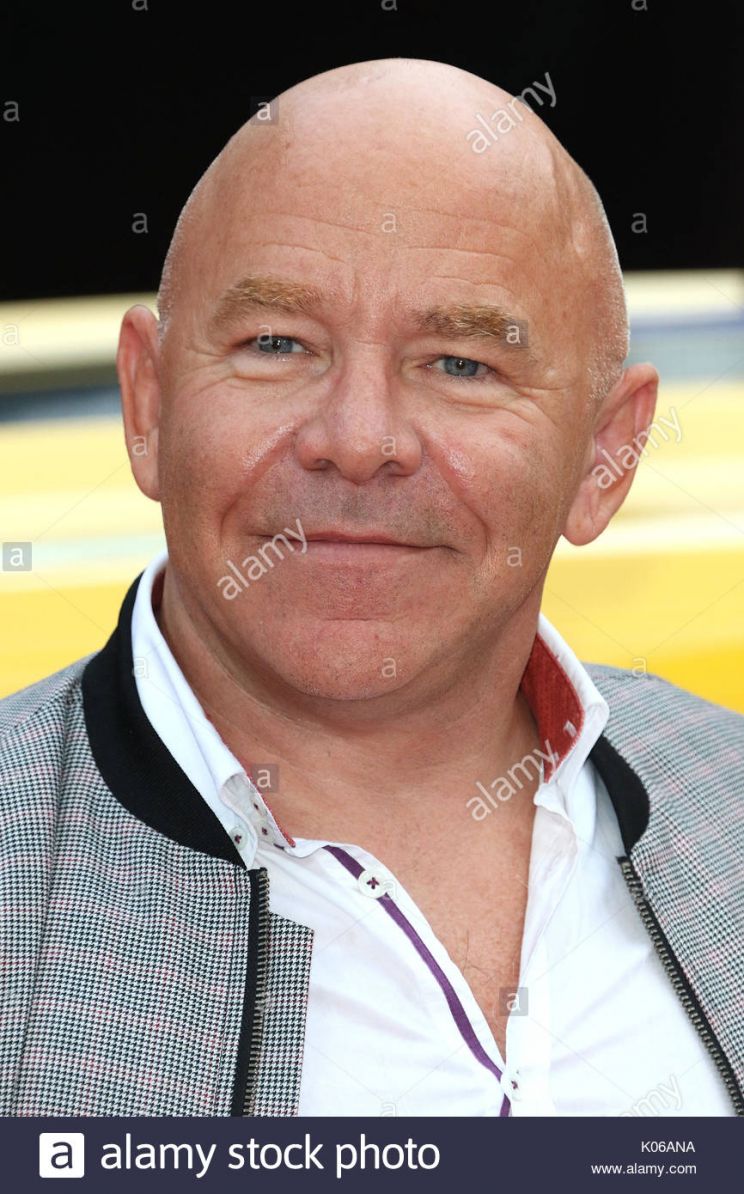 Dominic Littlewood