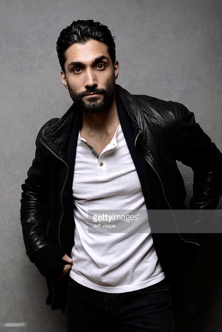 Dominic Rains