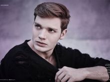 Dominic Sherwood