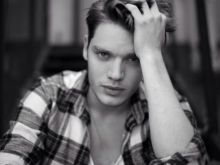 Dominic Sherwood