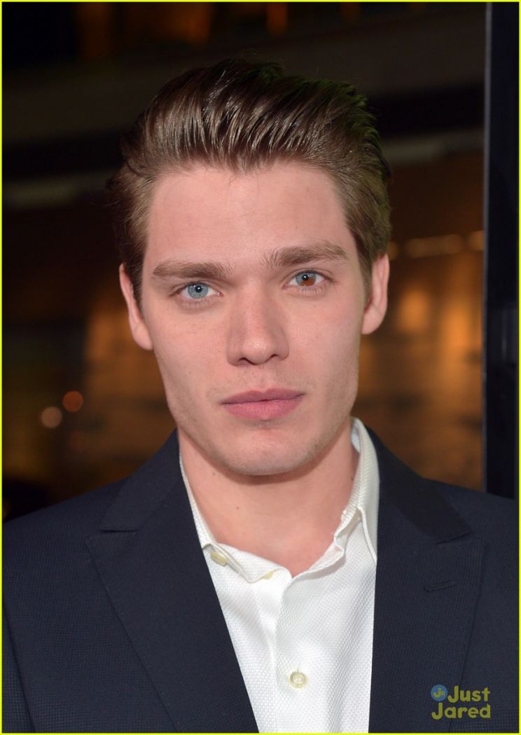 Dominic Sherwood