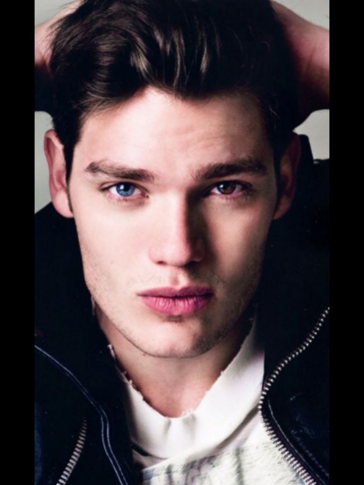 Dominic Sherwood