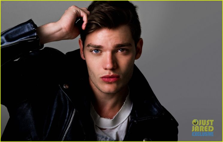 Dominic Sherwood