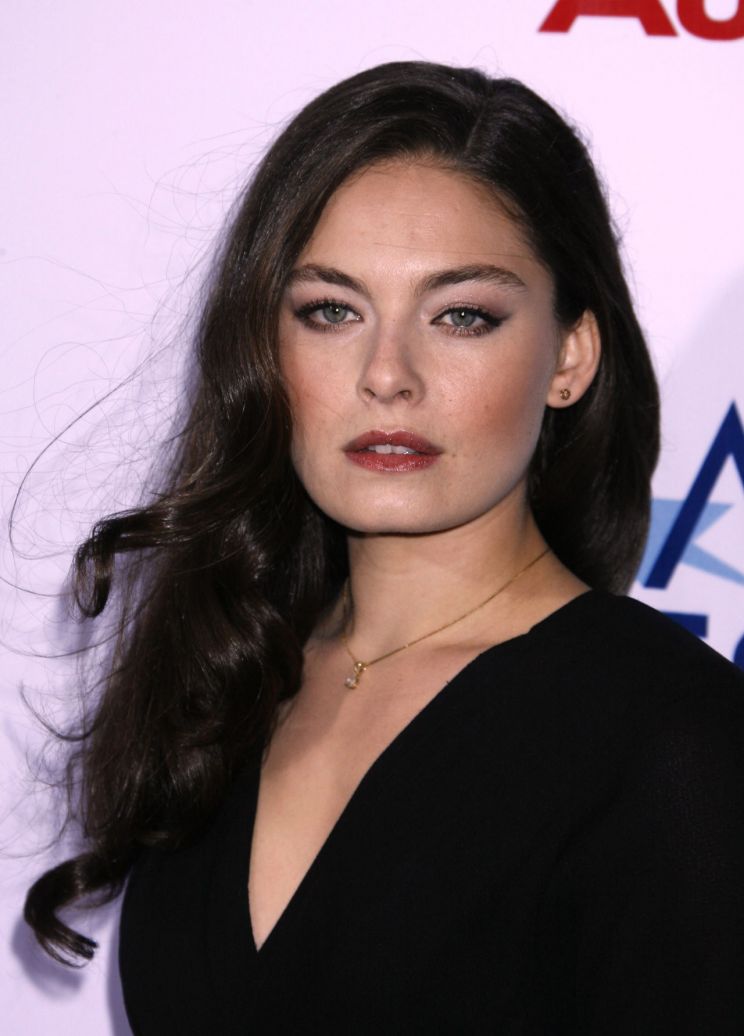 Dominique Davalos