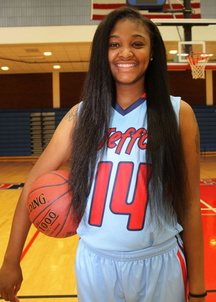 Dominique Jennings