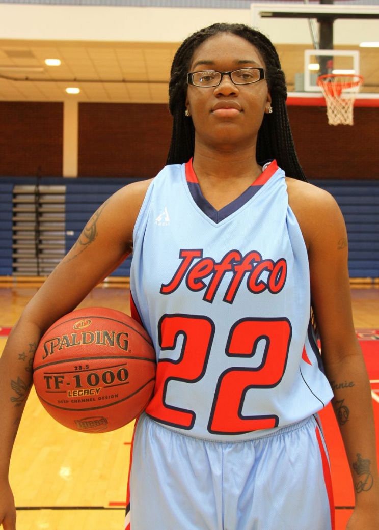 Dominique Jennings