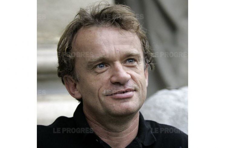 Dominique Pinon