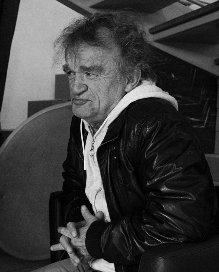 Dominique Pinon