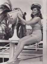 Dona Drake