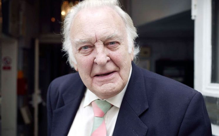 Donald Sinden