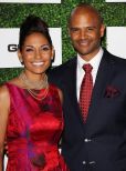 Dondre Whitfield