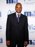 Dondre Whitfield