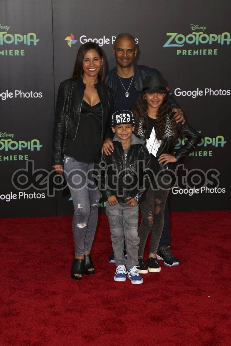 Dondre Whitfield