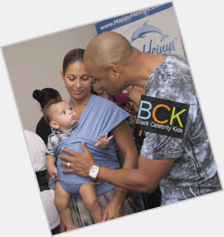 Dondre Whitfield