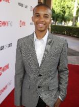 Donis Leonard Jr.
