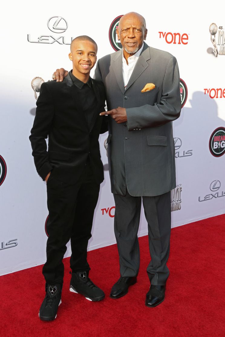 Donis Leonard Jr.