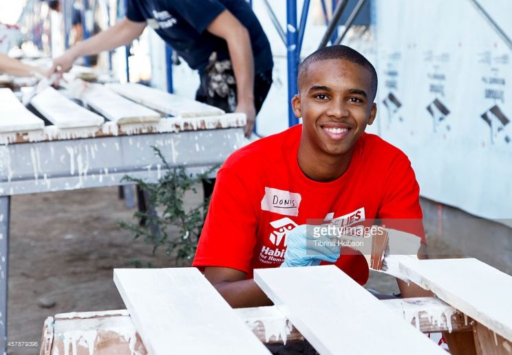 Donis Leonard Jr.