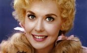 Donna Douglas