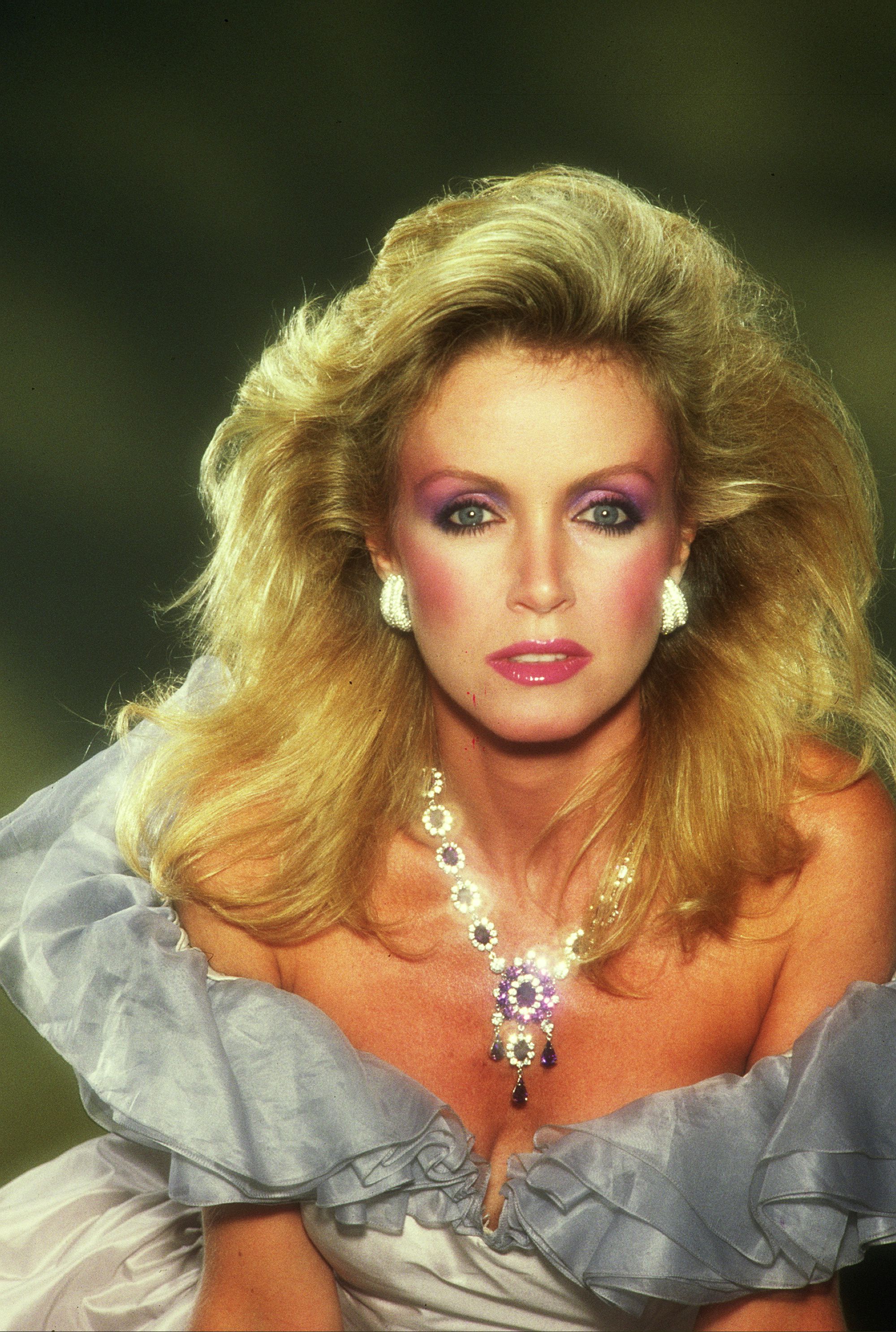 Pictures of Donna Mills