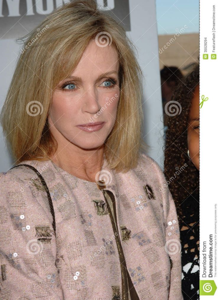 Donna Mills