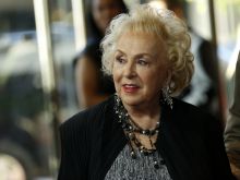 Doris Roberts