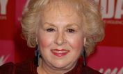 Doris Roberts