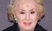 Doris Roberts