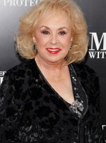 Doris Roberts