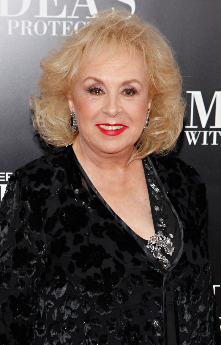 Doris Roberts