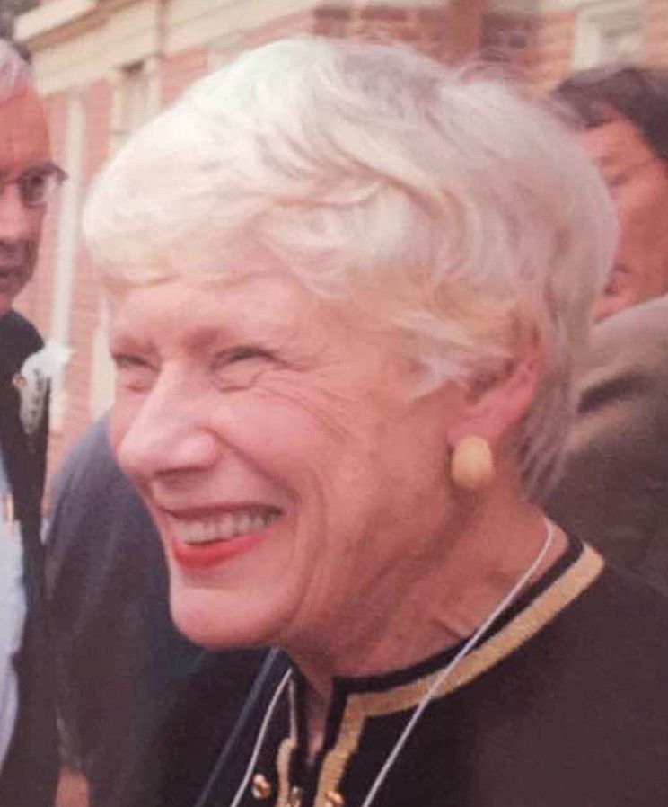 Dorothy Gray