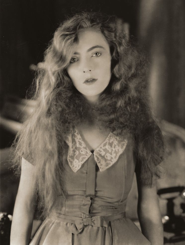 Dorothy Mackaill