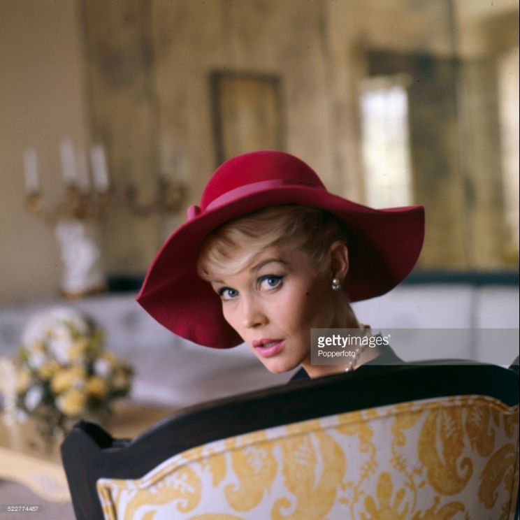 Dorothy Provine