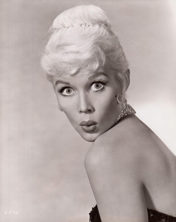 Dorothy Provine