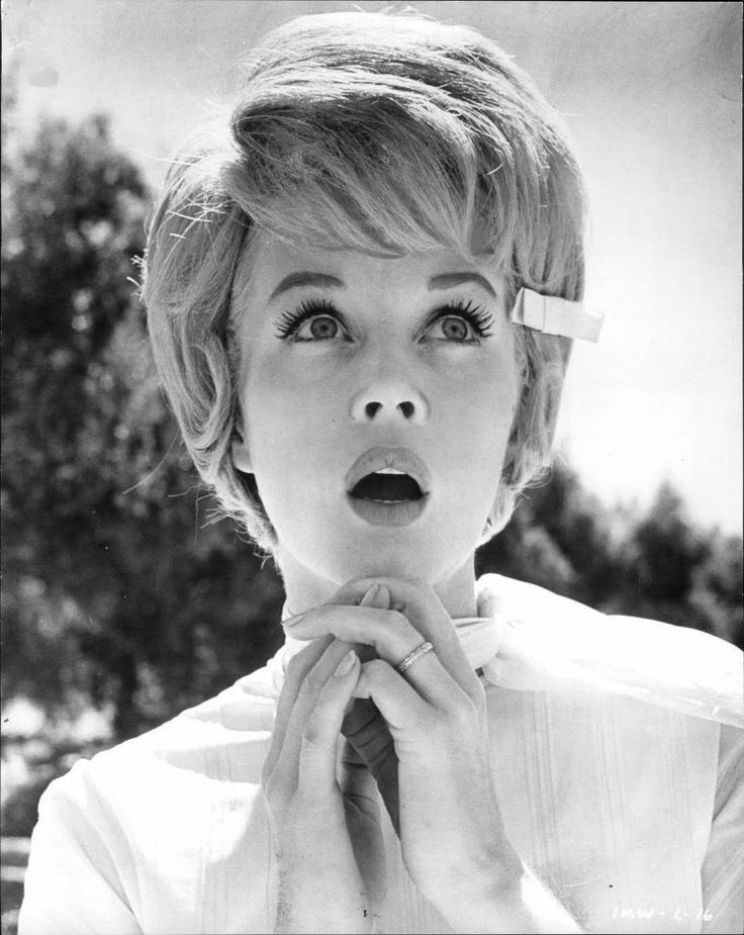 Dorothy Provine