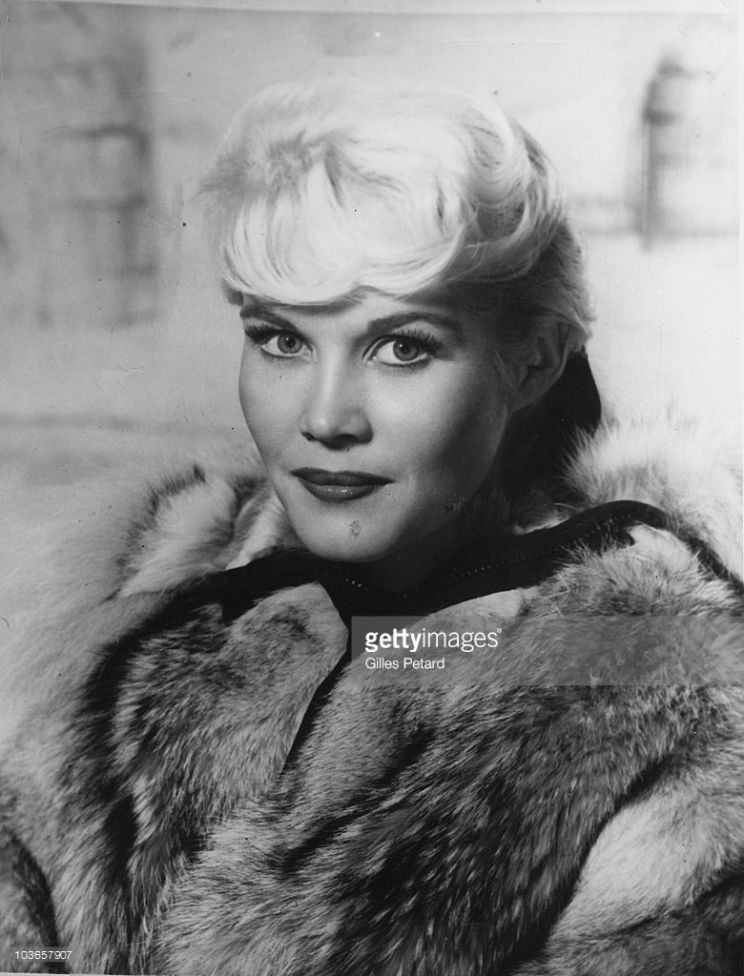 Dorothy Provine