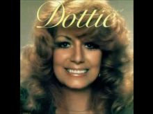 Dottie West photo