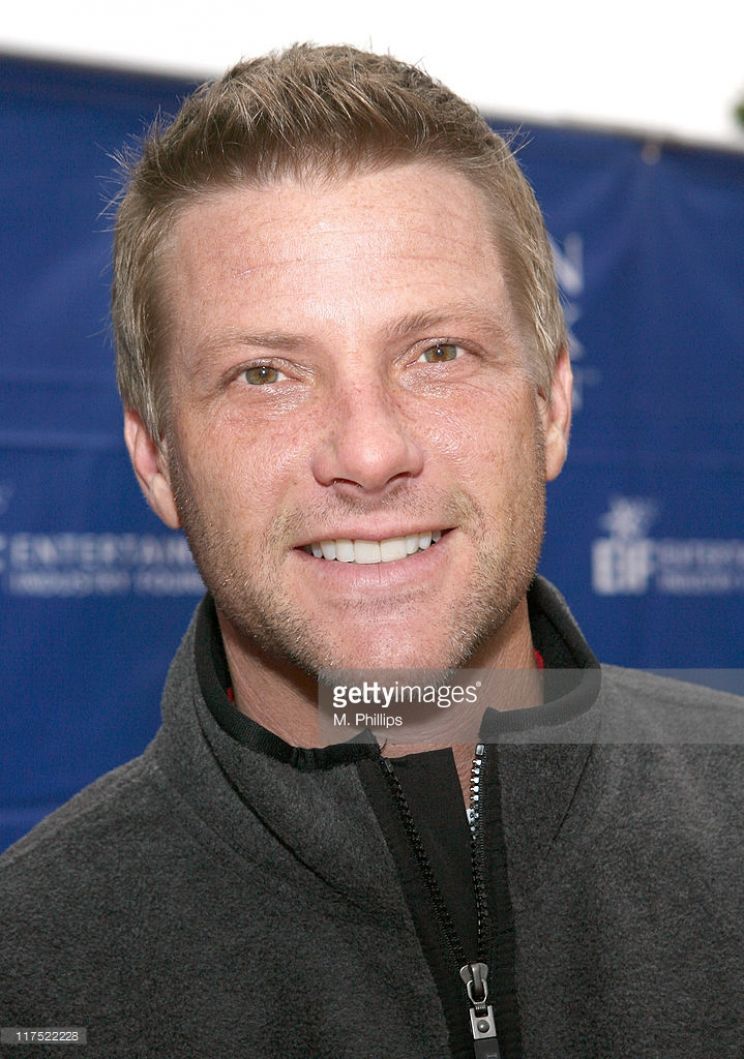 Doug Savant