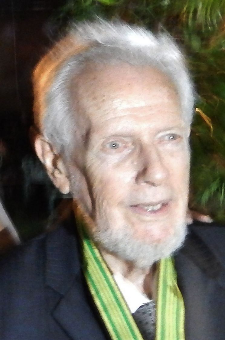 Douglas Bennett